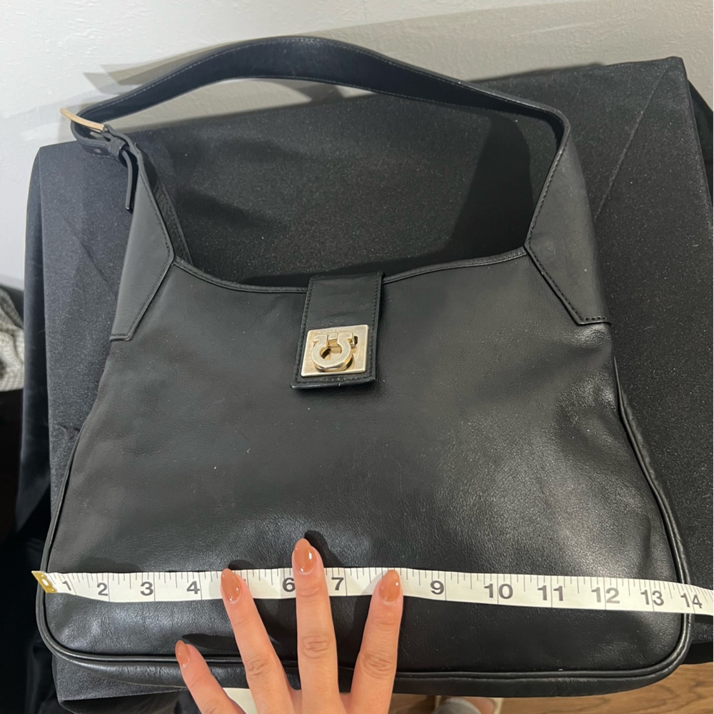 Vintage Salvatore Ferragamo bag - Picture 7 of 8